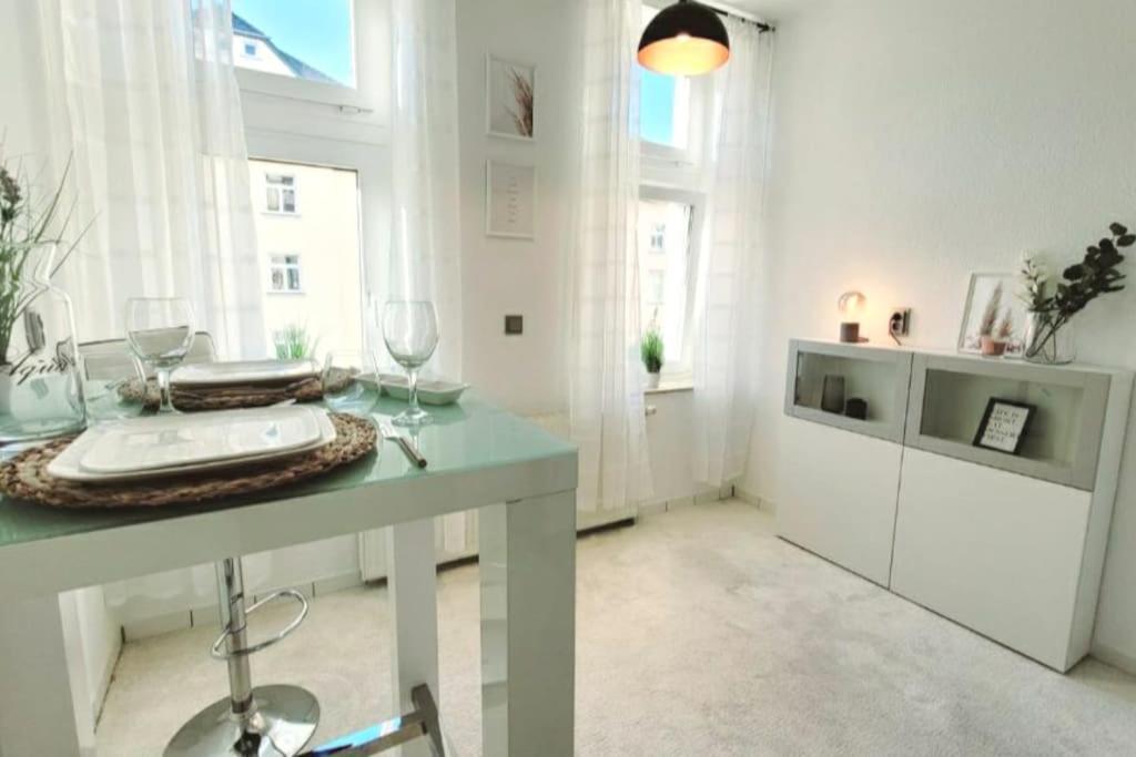 Gemuetliches Helles Appartement Dresda Exterior foto